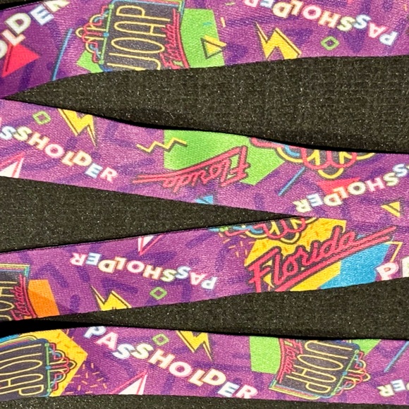 UOAP Universal Studios Orlando 2024 Passholder Exclusive Lanyard - Picture 2 of 4